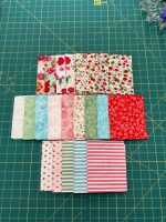 Berry Sweet fat quarter bundle- Clothworks